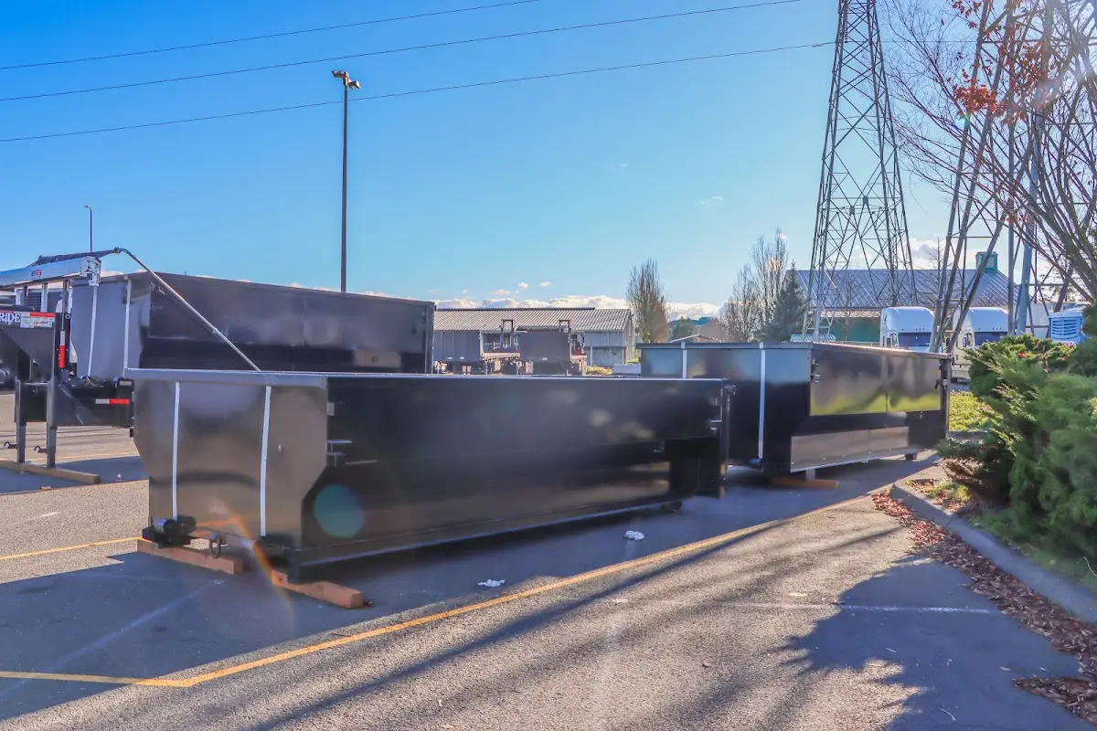 Professional dumpster rental and junk removal service in Bonita